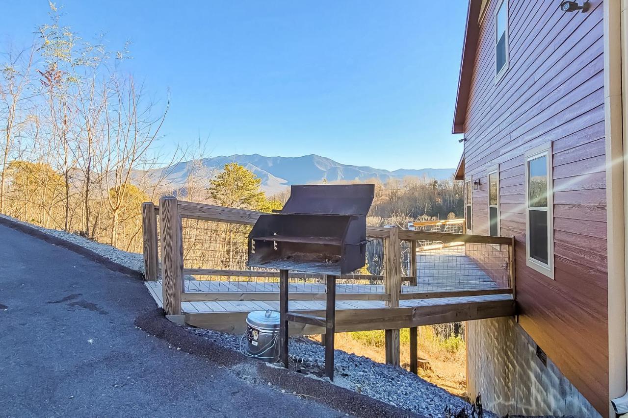 3 Lazy Bears Chalet Villa Gatlinburg Exterior photo